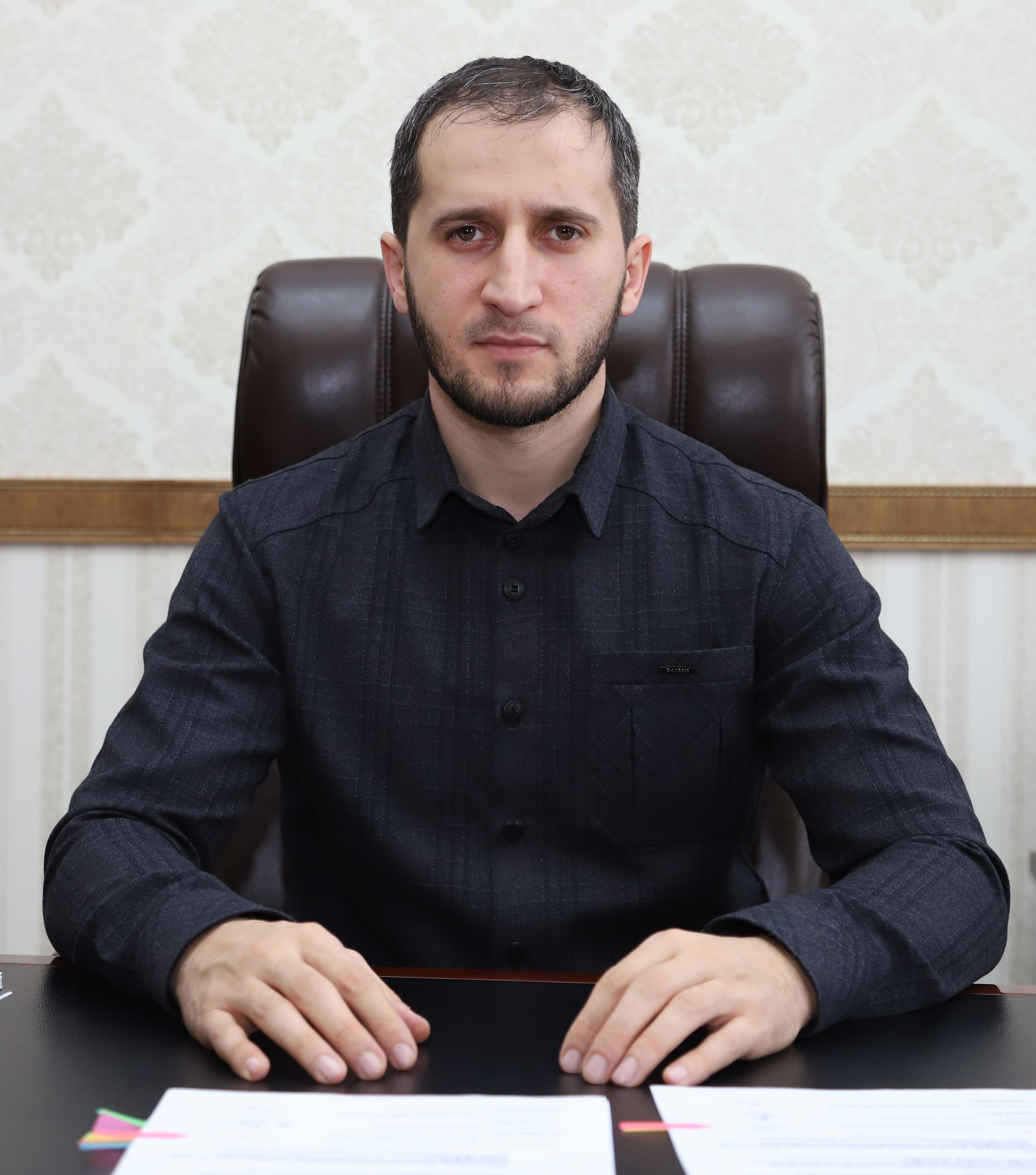 Хасханов Асхаб Хайрдиевич.