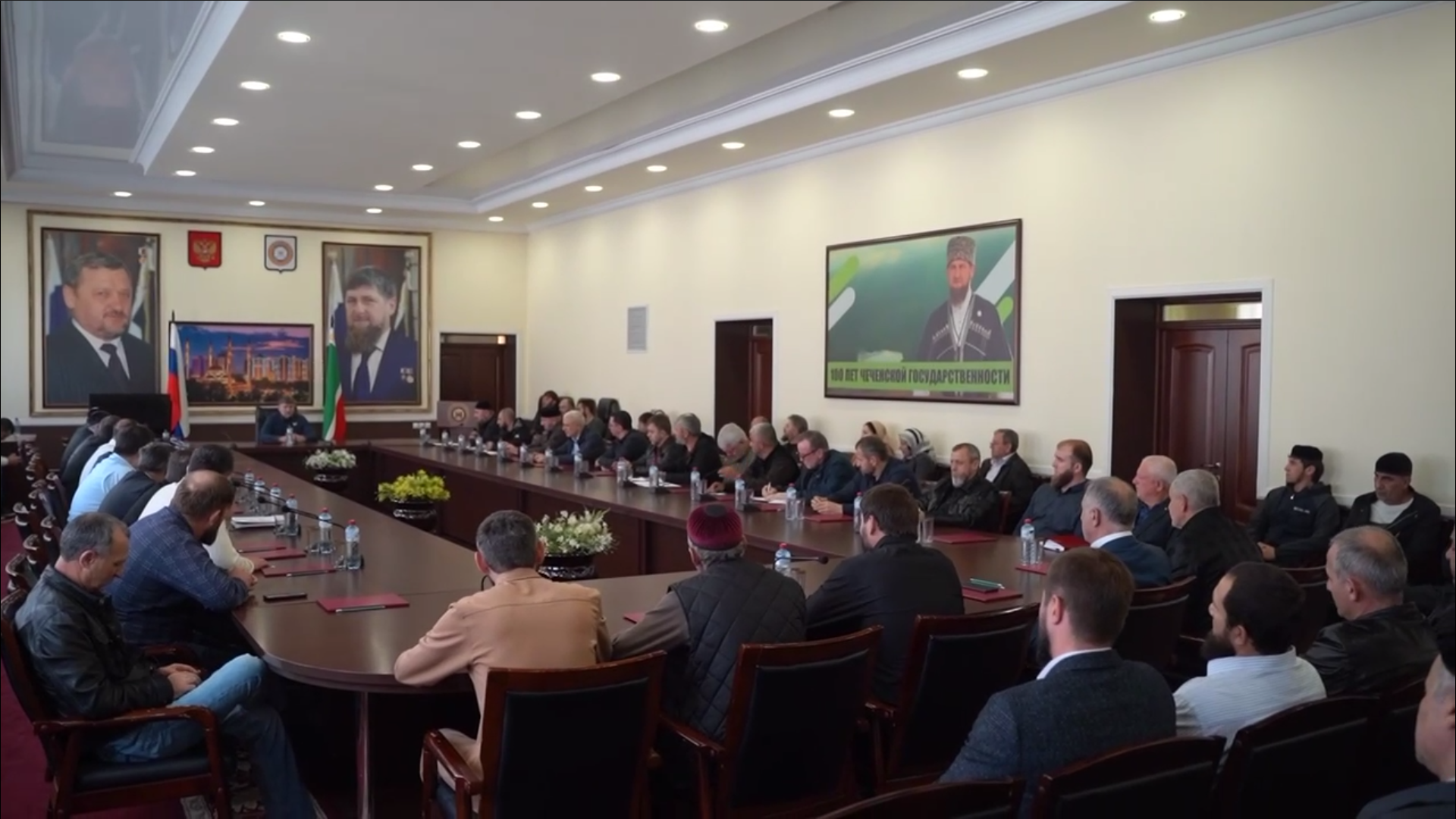 Расширенное совещание в администрации района.