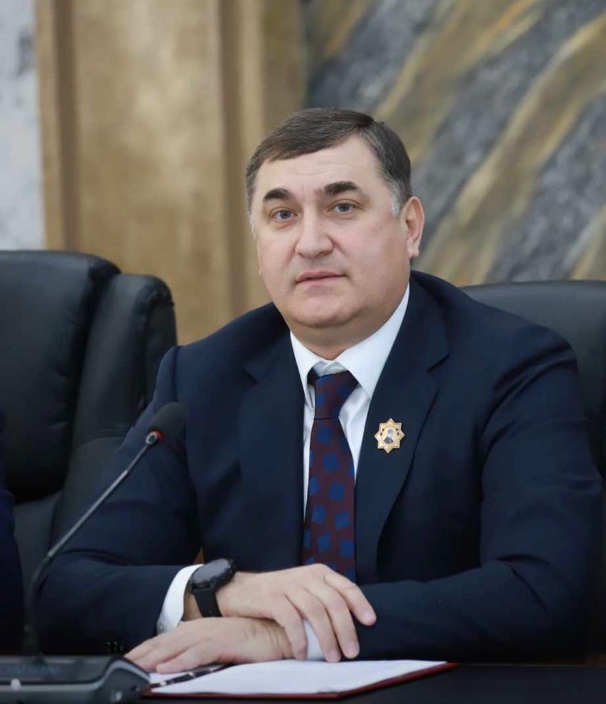 Интервью Управляющего Отделением Социального фонда РФ по ЧР для газеты &quot;Вести Республики&quot;.