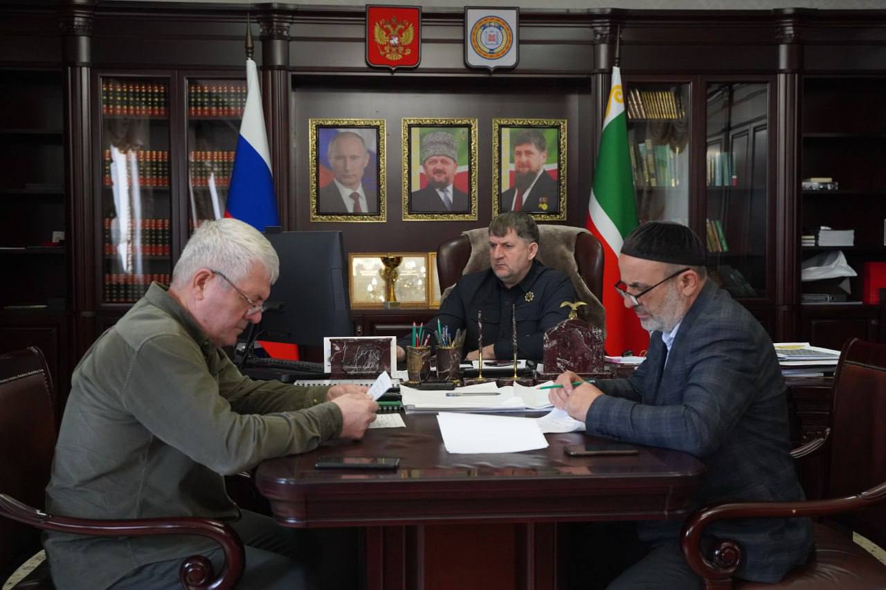 Хамзат Магамадов принял участие на селекторном совещании.